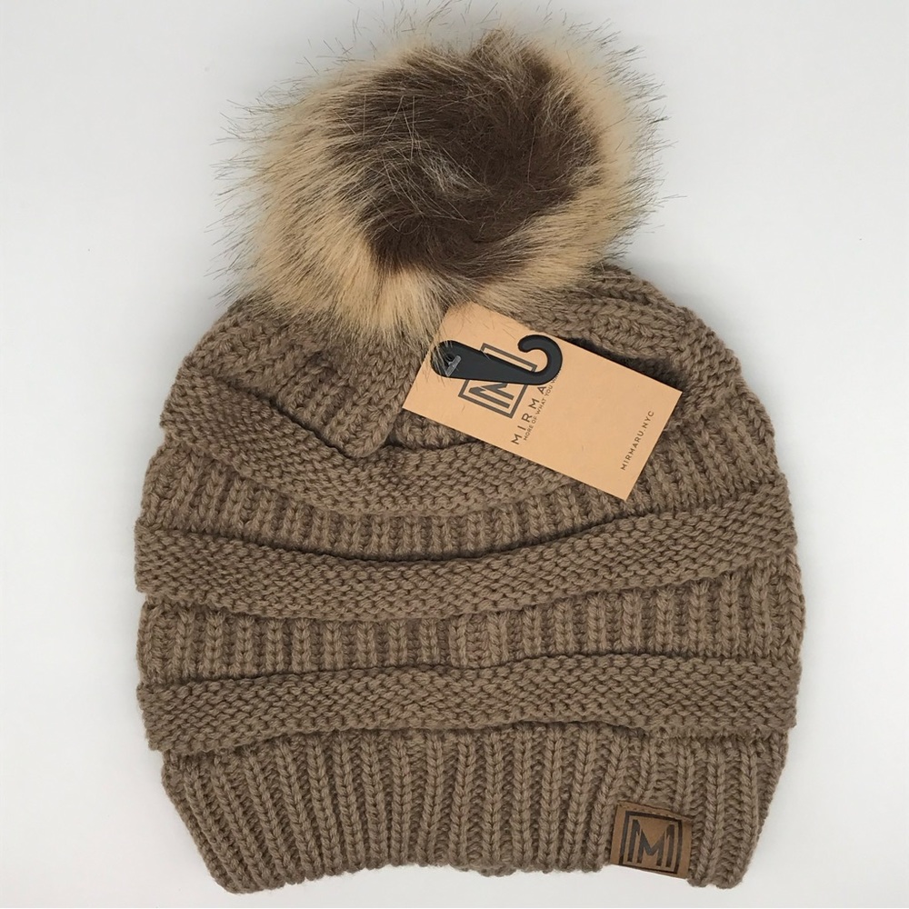 Mirmaru Knit Hat Faux Fur PomPom NWT Taupe Brown